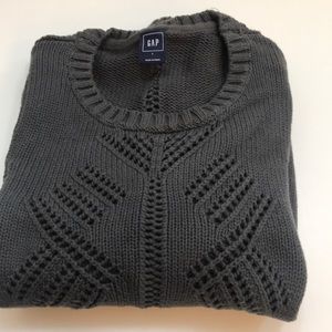 Gray long sleeve Gap sweater